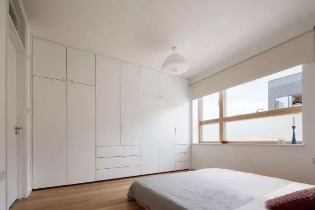 小戶型空間不夠？為何不試試入墻式整體定制衣柜？